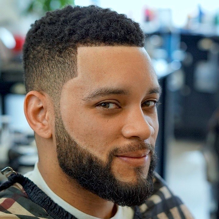 https://rafaelsbarbershop.com/storage/photos/1/posts/mens-haircuts/mens-haircuts-6.jpg